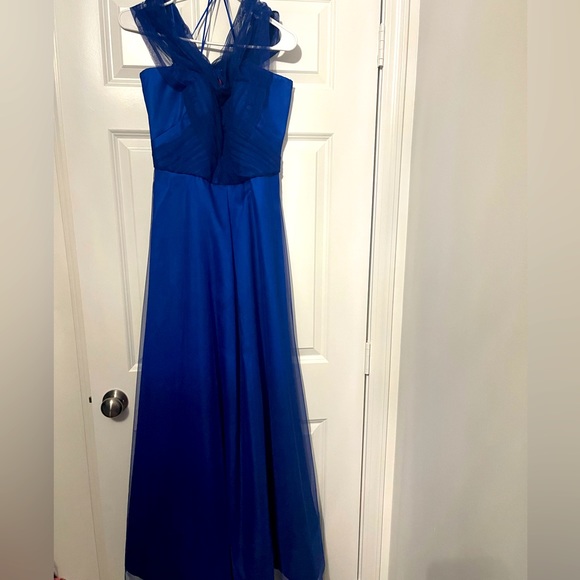 Carmen Marc Valvo Infusion Gown - Picture 3 of 6